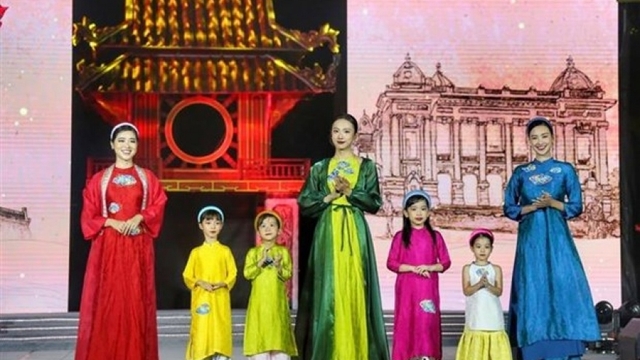 Hanoi Tourism Ao dai Festival kicks off in capital city