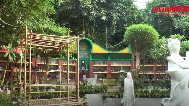 Nghĩa trang chó mèo độc nhất vô nhị tại Hà Nội