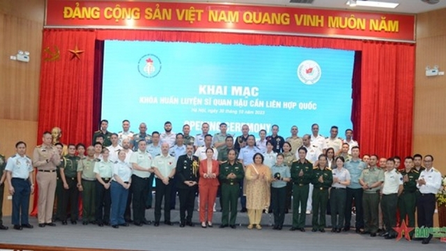 Vietnam, Canada co-host UN Logistics Officer Course