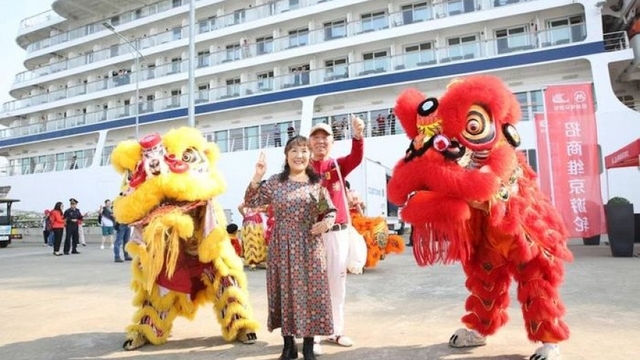 Ha Long port greets first Chinese cruise ship this year