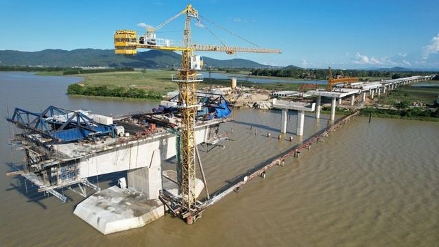 Cao tốc Bắc - Nam đoạn Diễn Châu - Bãi Vọt đang bị chậm tiến độ nhiều hạng mục