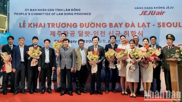 Da Lat welcomes first flight from RoK