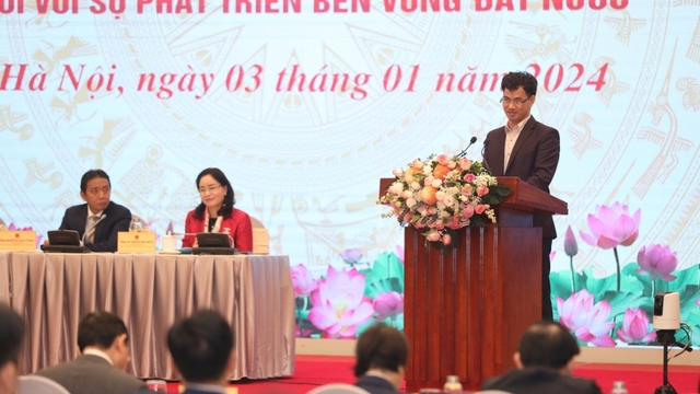 NSND Xuân Bắc: "Văn hóa phán xét, chụp mũ, a dua quá nguy hiểm"