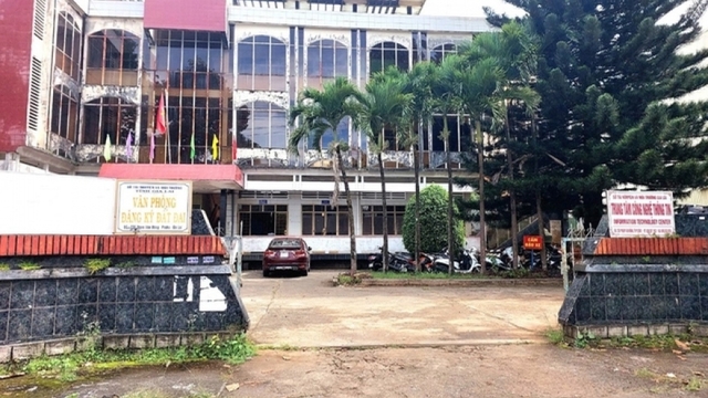 Gia Lai: Bắt Giám đốc Văn phòng đăng ký đất đai để điều tra tội nhận hối lộ