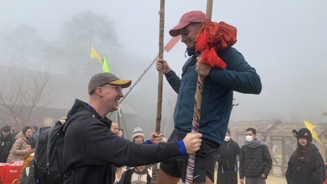Foreign tourists eager to discover folk games in Sa Pa