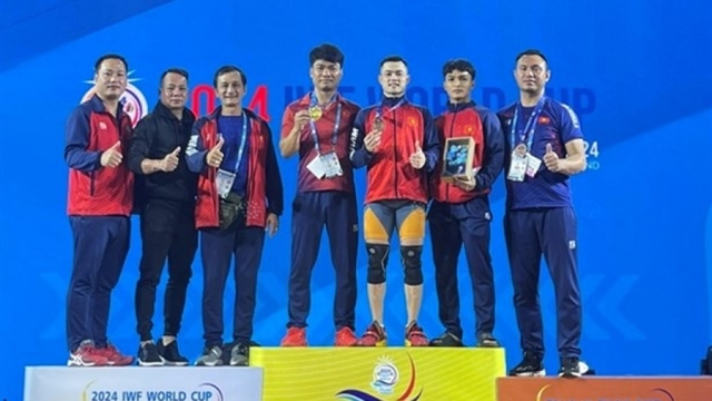 Vietnamese weightlifter wins International Weightlifting Federation World Cup