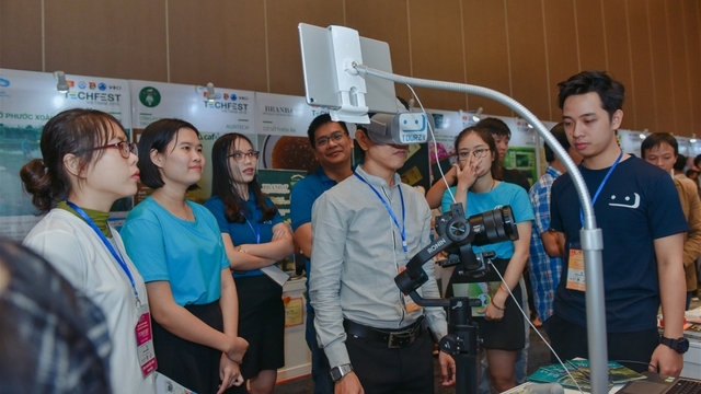 Khởi nghiệp trong trường đại học: Vẫn "mạnh ai nấy làm"