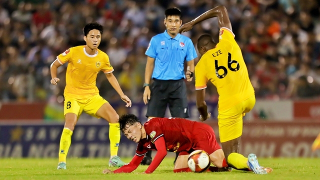 Hà Tĩnh và HAGL nhận án phạt trước vòng 17 V-League 2023/2024