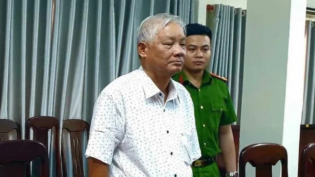 Thi hành kỷ luật nguyên Chủ tịch UBND tỉnh Phú Yên Phạm Đình Cự