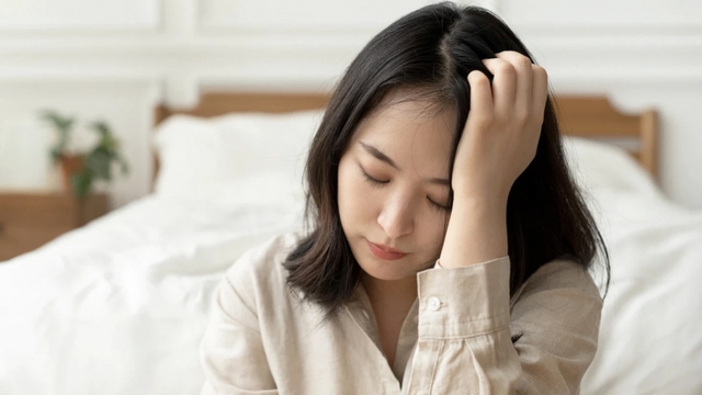 Sếp hứa sẽ bồi dưỡng tôi vào vị trí cao hơn nếu "nghe lời"