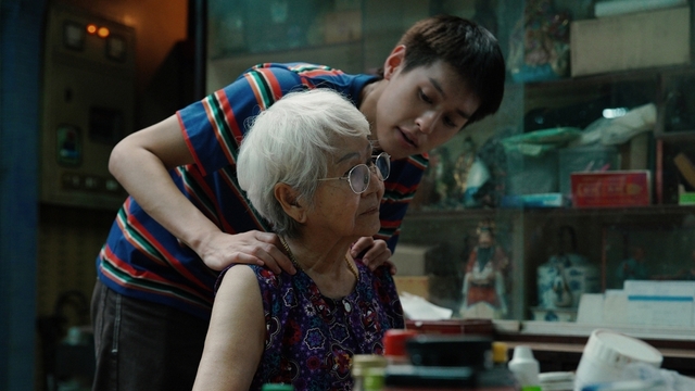 Phim Thái Lan "Gia tài của ngoại" khiến khán giả khóc sưng mắt