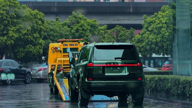 Lexus GX hoàn toàn mới đã về Việt Nam theo đường nhập khẩu chính hãng
