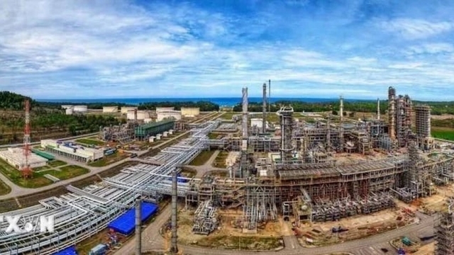 Dung Quat refinery continues to receive crude oil from Dai Hung field
