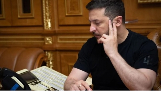 Có gì trong cuộc điện đàm giữa ông Trump và ông Zelensky?