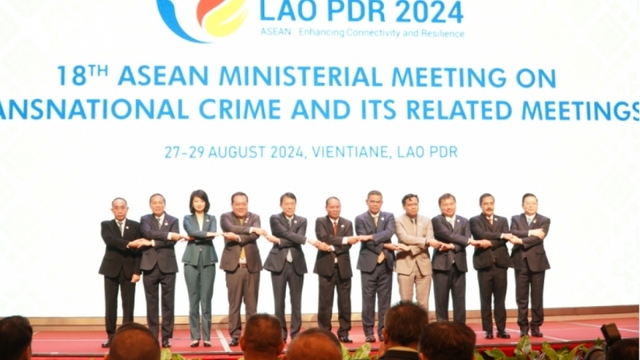 Vietnam puts forth proposals on combating transnational crimes in ASEAN