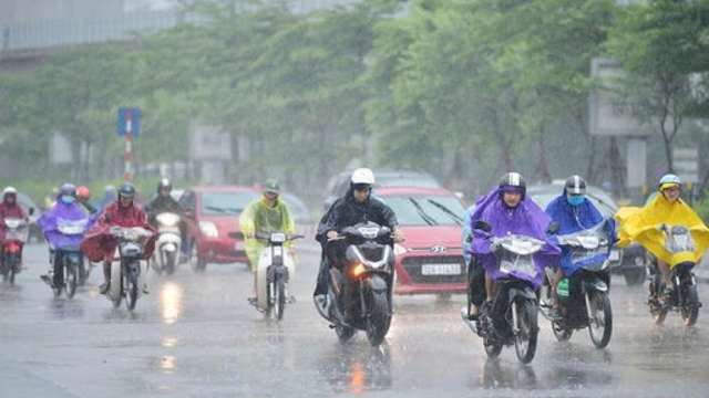 Thời tiết hôm nay 14/8: Hà Nội mưa rào và dông, có nơi mưa rất to