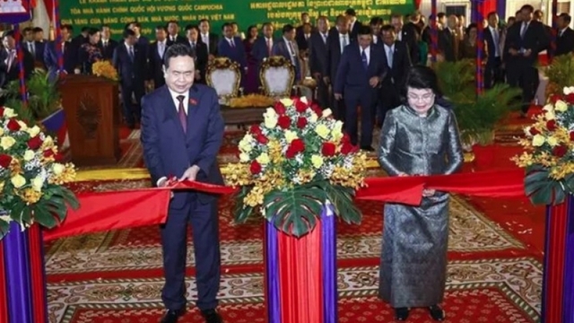 Work symbolising Vietnam-Cambodia friendship inaugurated in Phnom Penh