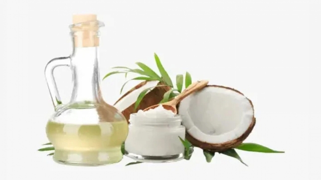 Mẹo tránh rụng tóc ở nữ giới