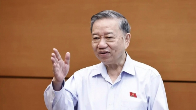 Party chief’s article emphasises building of effective political system