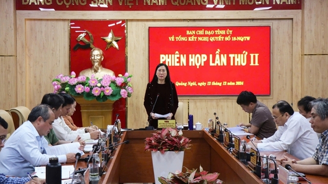 Quảng Ngãi sắp xếp tinh gọn, giảm 34 cơ quan chuyên môn cấp huyện