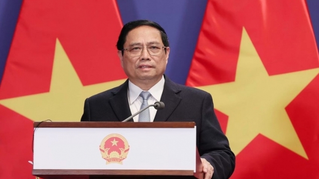 Vietnam targets 8% economic growth in 2025