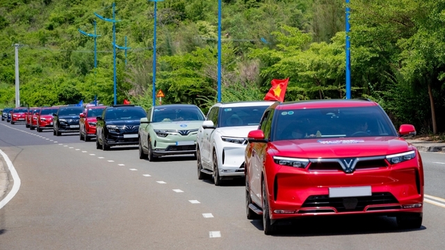 VinFast VF 3 bán ra 8.800 xe trong tháng cuối năm 2024