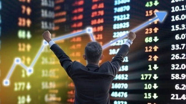 Nhận định chứng khoán 12/8: VN-Index tiếp tục tăng điểm, chinh phục mốc 1.620 điểm