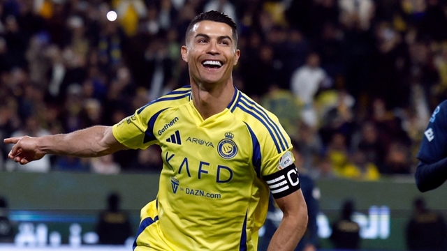 Cristiano Ronaldo thiết lập thêm kỷ lục ở tuổi 40