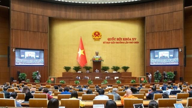 Thống nhất sửa “kỳ họp bất thường” thành “kỳ họp không thường lệ”