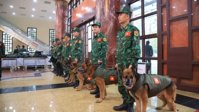 Hôm nay, lực lượng cứu trợ thảm họa của Quân đội Việt Nam lên đường sang Myanmar
