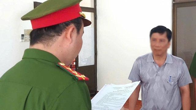 Bắt Giám đốc Công ty phát triển nhà Cà Mau