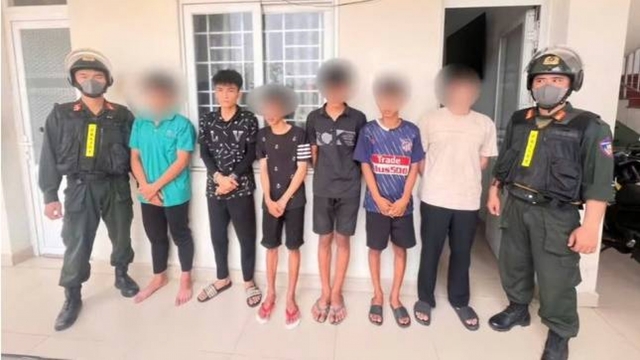 Bắt đối tượng dùng gậy sắt đánh đập thiếu niên 14 tuổi