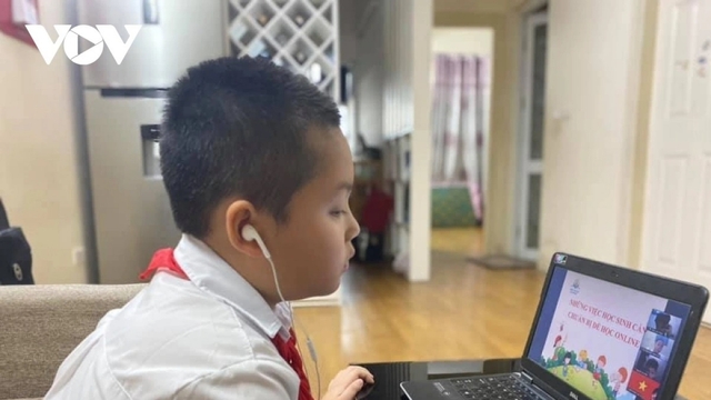 Đừng để học thêm "bào mòn" khả năng tự học