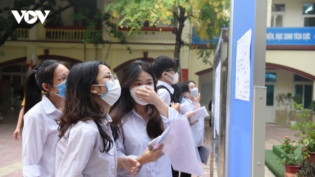 Nhiều trường sư phạm xét tổ hợp 'lạ' không môn chính, thí sinh hoang mang