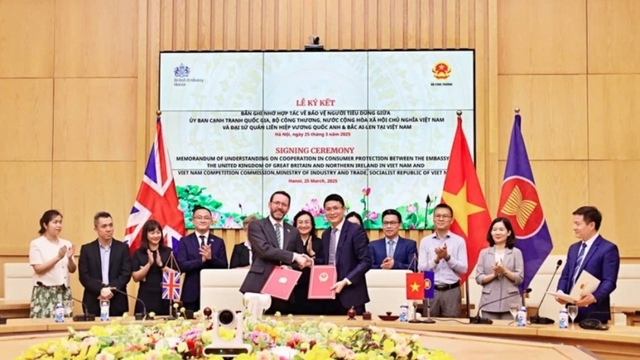 Vietnam, UK sign MoU on consumer protection