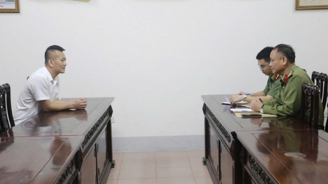 Tin nóng tổng hợp: Chiếm đoạt tiền của vận động viên, HLV bị khởi tố