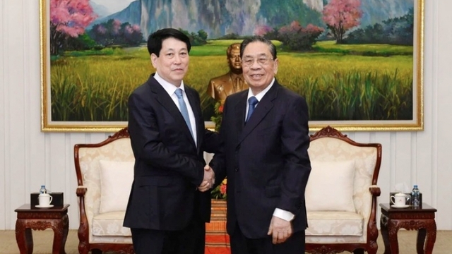 Vietnam-Laos relations vital to revolutionary cause in each country