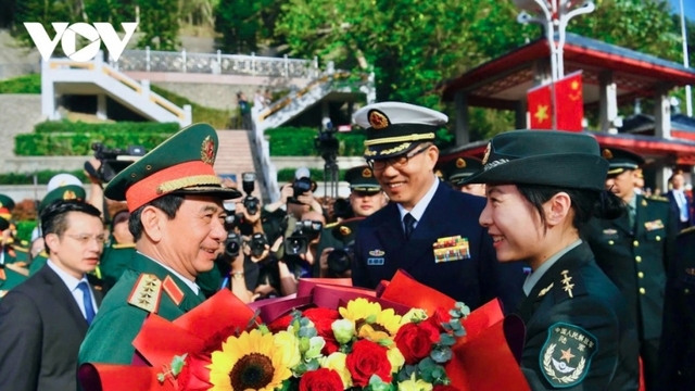 Border friendship exchange enhances Vietnam-China defence links
