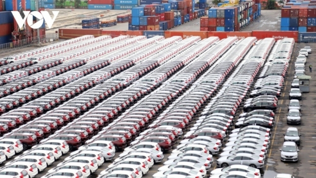 Ô tô giá rẻ từ Indonesia nhập khẩu vào Việt Nam tăng gấp ba lần trong tháng 5/2026