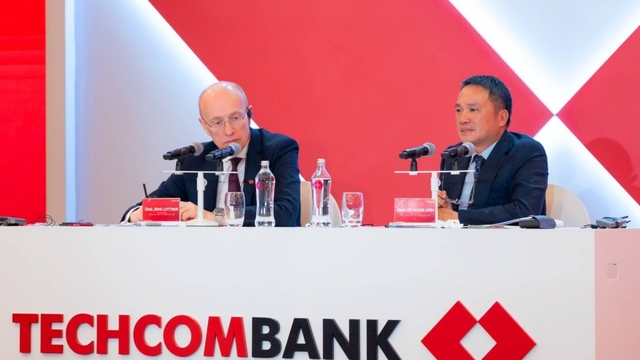 Techcombank chia cổ tức tiền mặt cao nhất hệ thống NHTM cổ phần