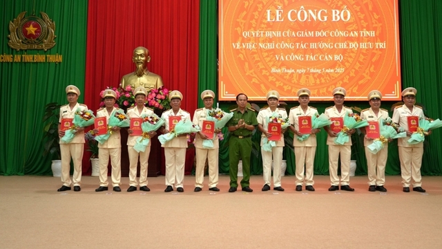 Hàng chục lãnh đạo, chỉ huy Công an tỉnh Bình Thuận xin nghỉ hưu trước tuổi