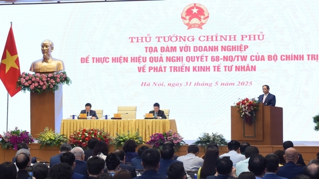 Thủ tướng: Doanh nghiệp kinh doanh đúng luật, đề cao trách nhiệm, đạo đức kinh doanh