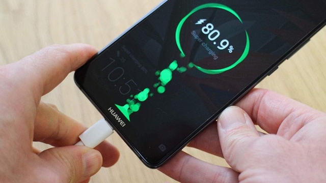 Vì sao tốc độ sạc pin smartphone là nỗi ám ảnh của nhiều người?