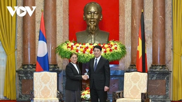 State President hosts Lao Vice President