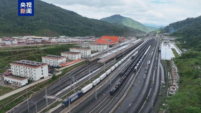 Đường sắt Trung – Lào: Khối lượng vận chuyển hàng hóa vượt mốc 60 triệu tấn