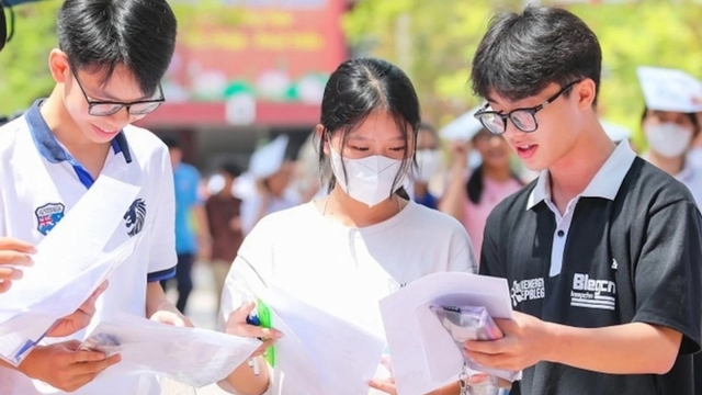 Thủ tướng chỉ đạo về biên chế giáo viên và nghỉ hè cho học sinh
