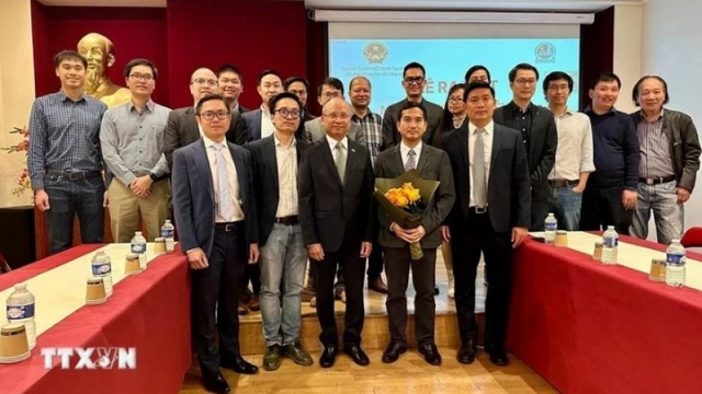 Network of overseas Vietnamese nuclear energy experts makes debut