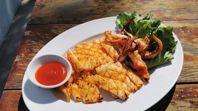 Phan Thiet squid specialty named among world’s best by TasteAtlas