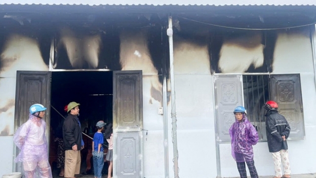 Sét đánh gây cháy nhà dân ở Hà Tĩnh