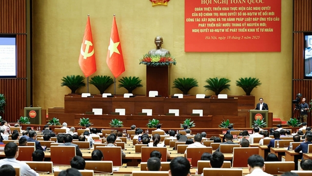 Thủ tướng: Sân vận động, nhà khách các tỉnh có thể để tư nhân quản lý